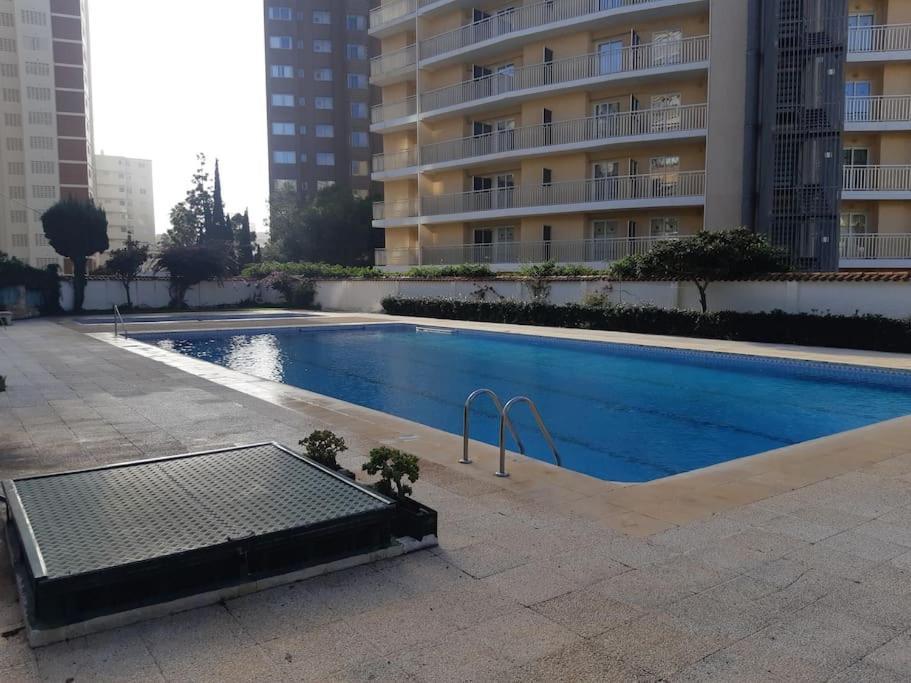 Beautiful Residential Apartment With Pool Бенідорм Екстер'єр фото